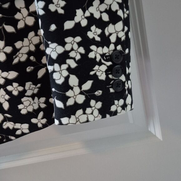 Banana Republic Floral black and white blazer Size 8 NWT - Picture 6 of 11